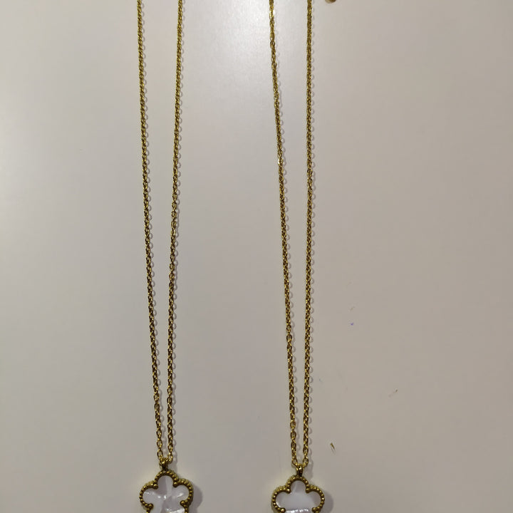 Collar y Aretes Trébol Mágico