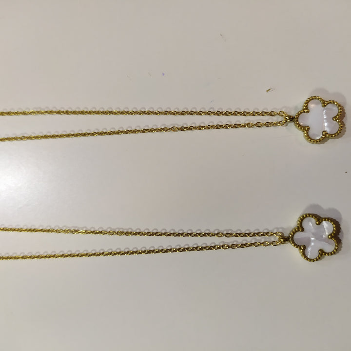 Collar y Aretes Trébol Mágico