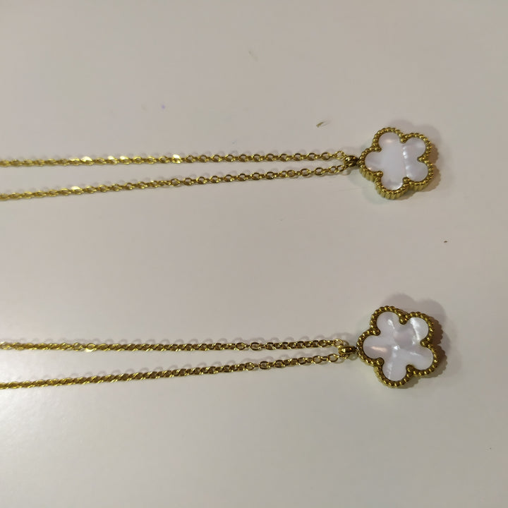 Collar y Aretes Trébol Mágico