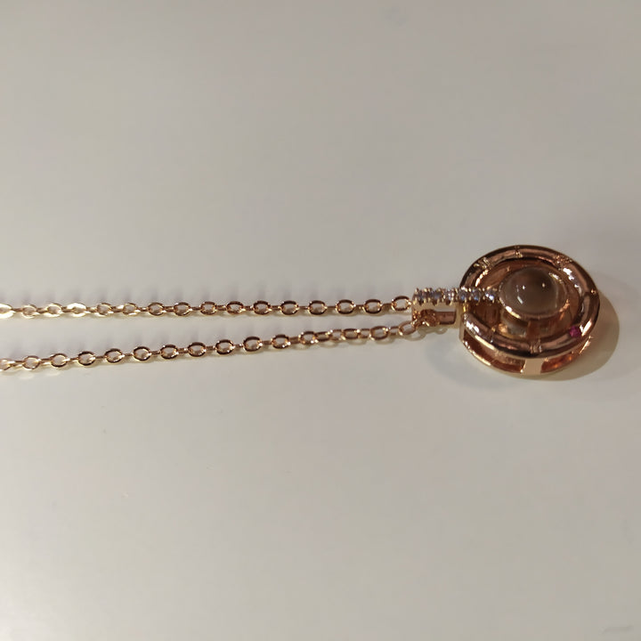 Collar del Amor Multilingüe