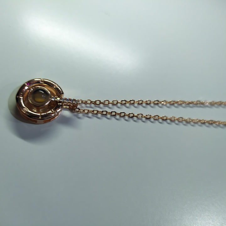 Collar del Amor Multilingüe